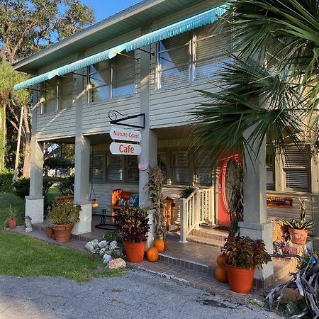Nature Coast Inn & Cottages Inglis Buitenkant foto