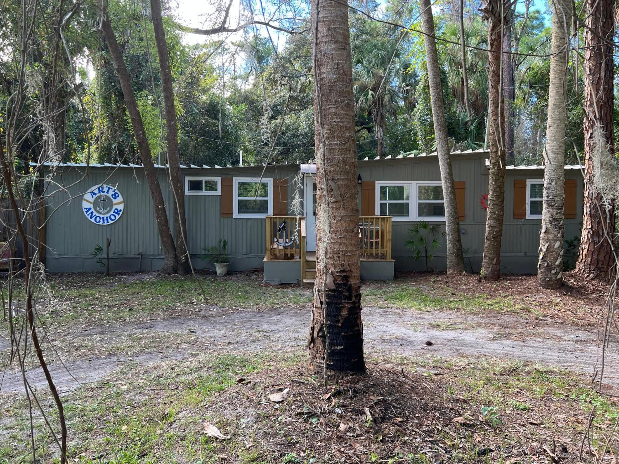 Nature Coast Inn & Cottages Inglis Buitenkant foto